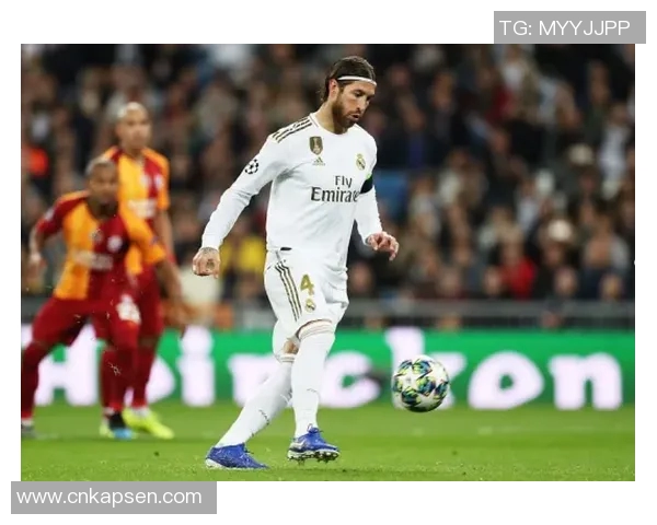 足球球星九宫格图鉴 揭秘世界顶级球员的风采与实力对比 足球球星九宫格图鉴 揭秘世界顶级球员的风采与实力对比